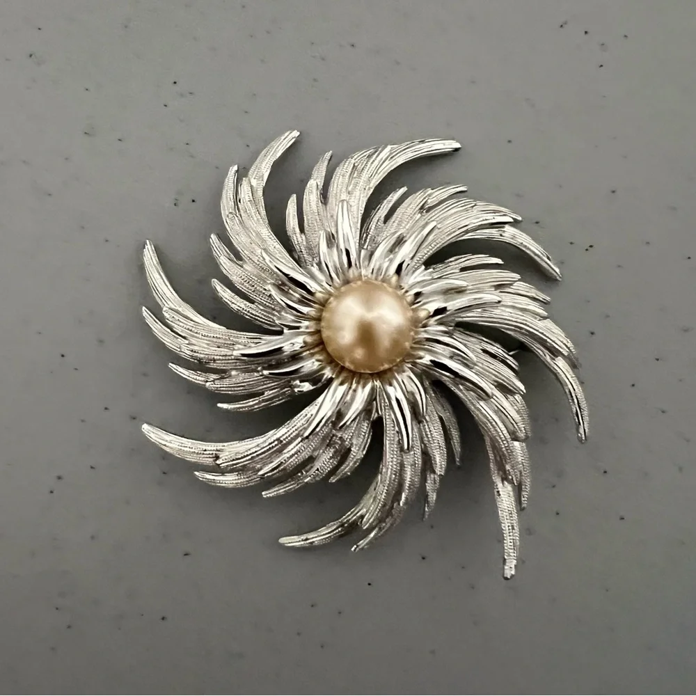 Sarah Coventry Silver with Faux Pearl Pinwheel Brooch Vintage